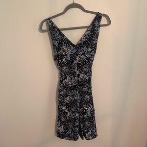 Parker NY blue floral belted flounce dress